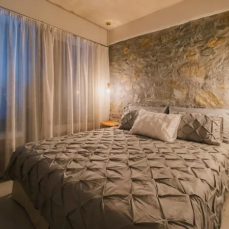 Naxos Privilege * Ajía Ána